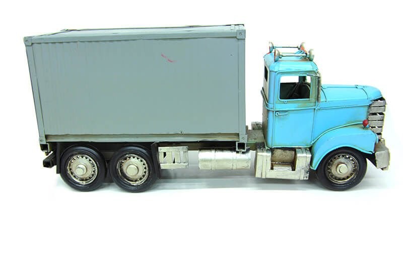 El Yapımı Metal Tır